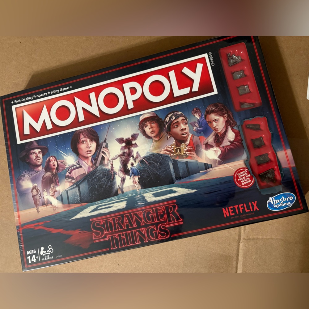 Hasbro Monopoly Stranger Things Edition - sealed